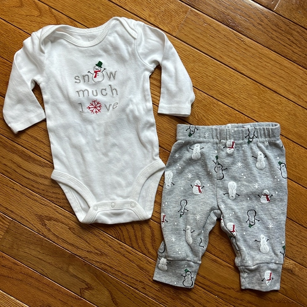 Carter’s “Snow Much Love” Onesie Jogger Set 3 Months
